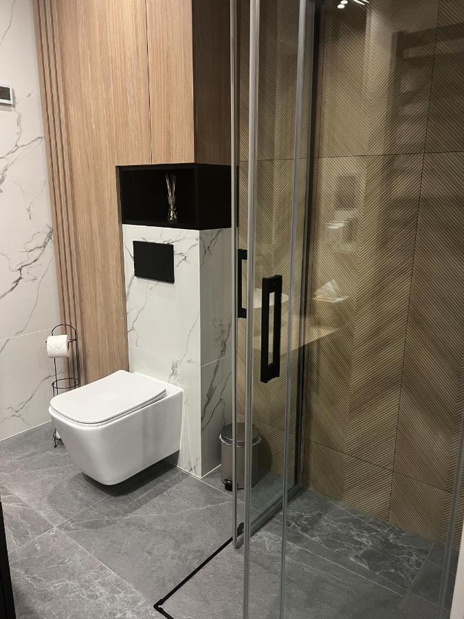 Amsterdam - Nowy Apartament W Centrum Z Prywatnym Zadaszonym Parkingiem Nowy Targ Buitenkant foto