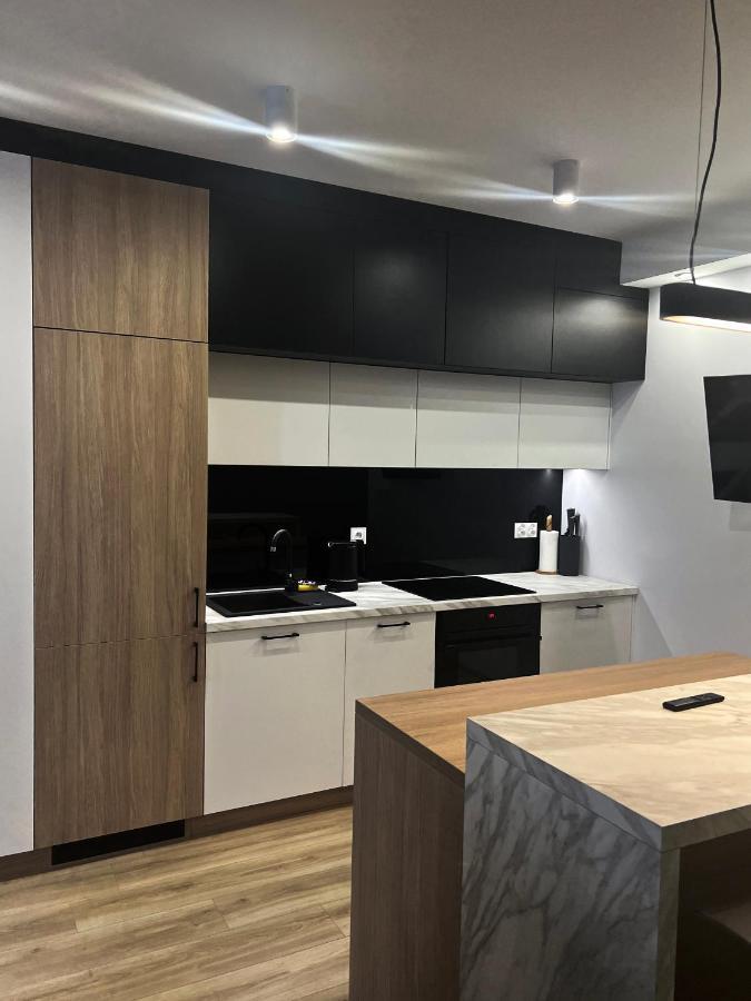 Amsterdam - Nowy Apartament W Centrum Z Prywatnym Zadaszonym Parkingiem Nowy Targ Buitenkant foto