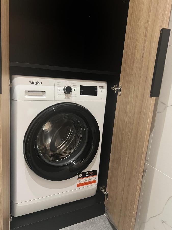 Amsterdam - Nowy Apartament W Centrum Z Prywatnym Zadaszonym Parkingiem Nowy Targ Buitenkant foto