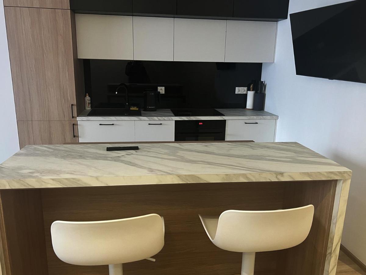 Amsterdam - Nowy Apartament W Centrum Z Prywatnym Zadaszonym Parkingiem Nowy Targ Buitenkant foto